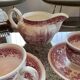 Duo de tasses et verseuse à lait