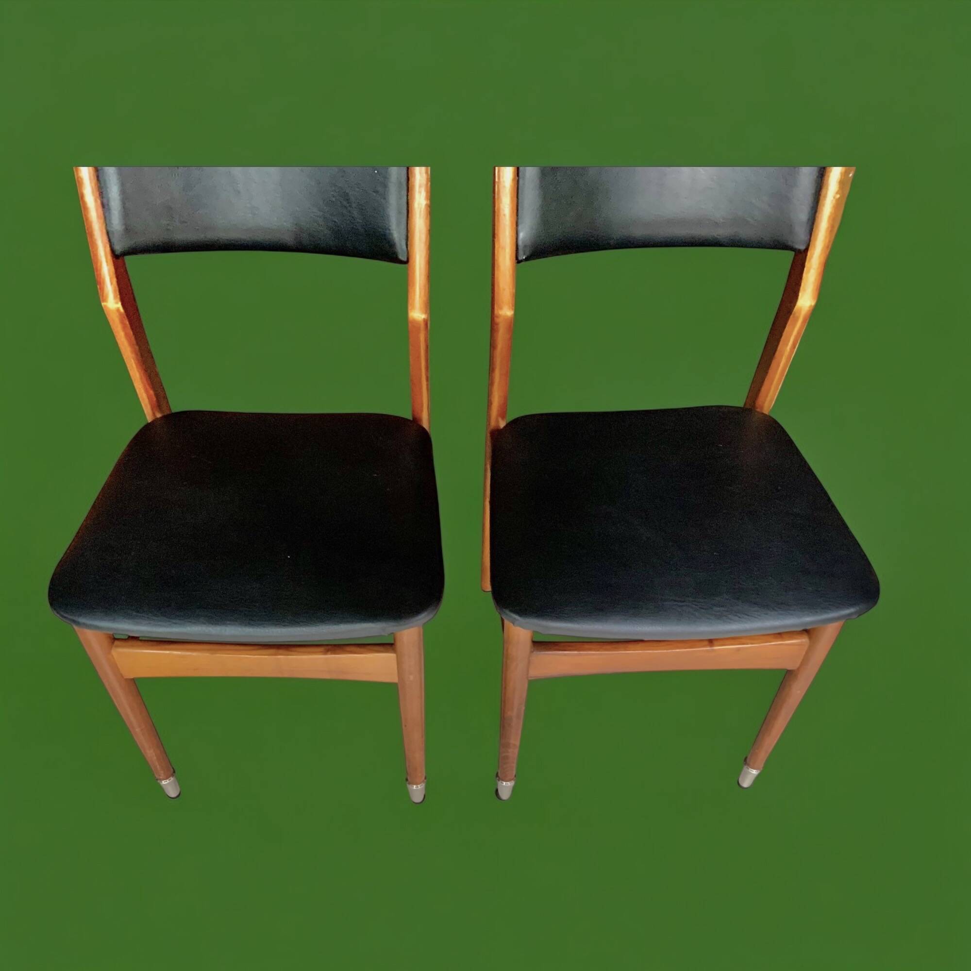 Pair of Scandinavian chairs in wood and black skai