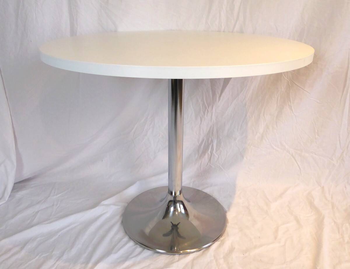 "Tulip" type round table diam. 90cm