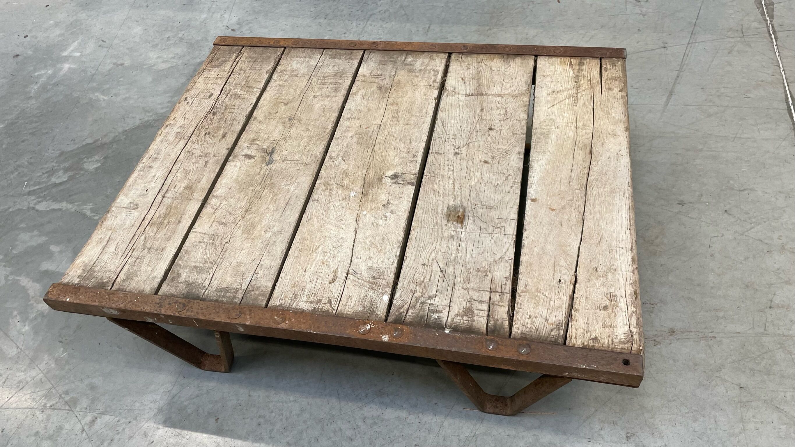 Sncf coffee table