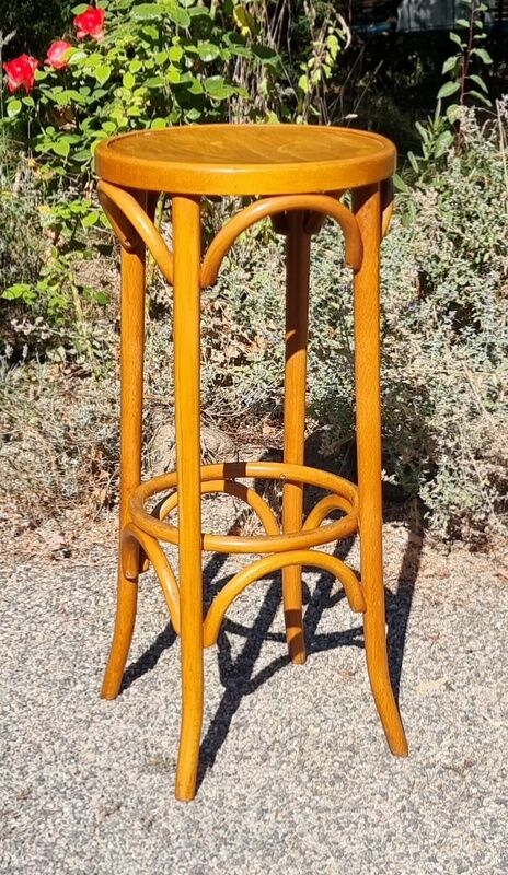 Tabouret de bar en bois courbé
