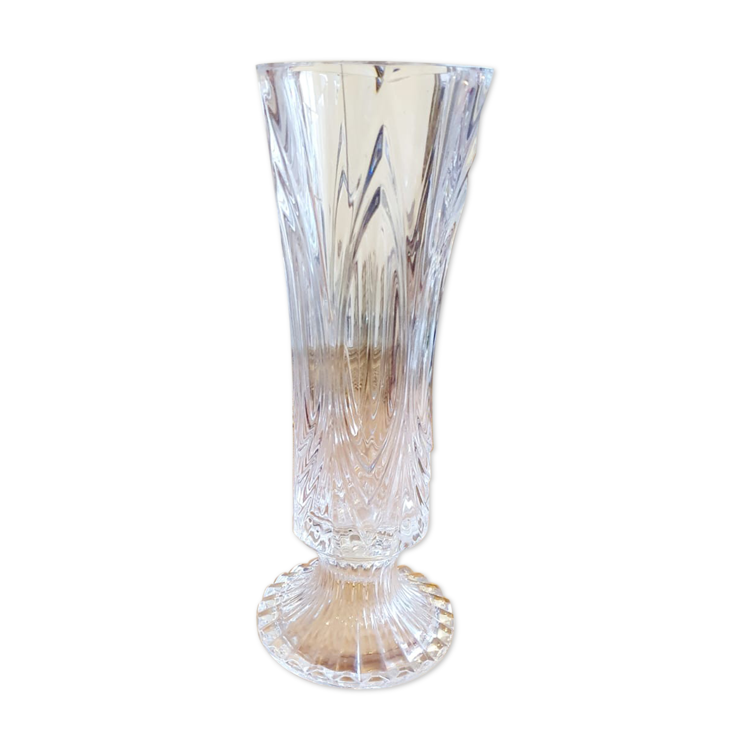 Free-standing glass vase