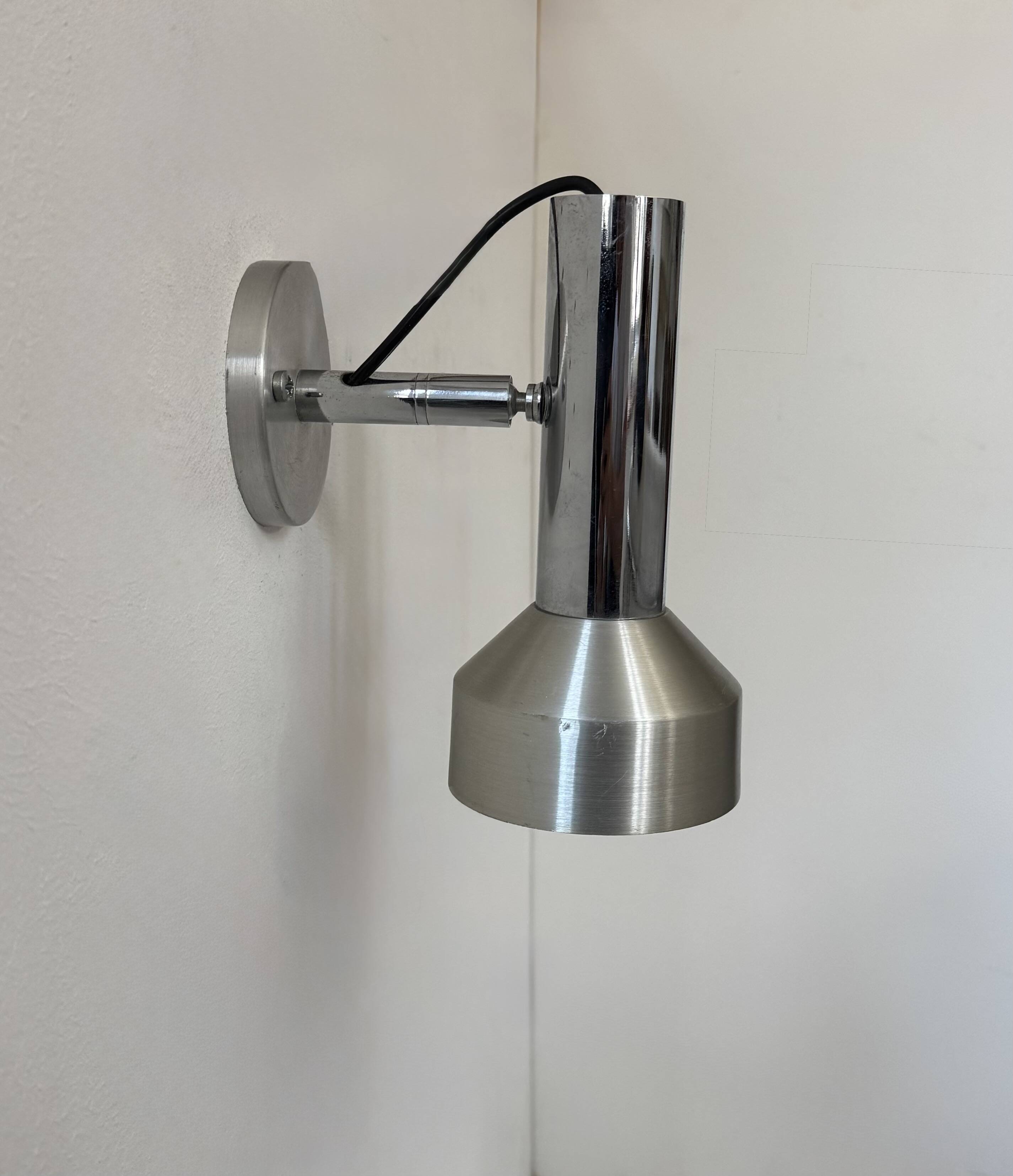 Applique vintage orientable, chrome et métal brossé, France, 1970