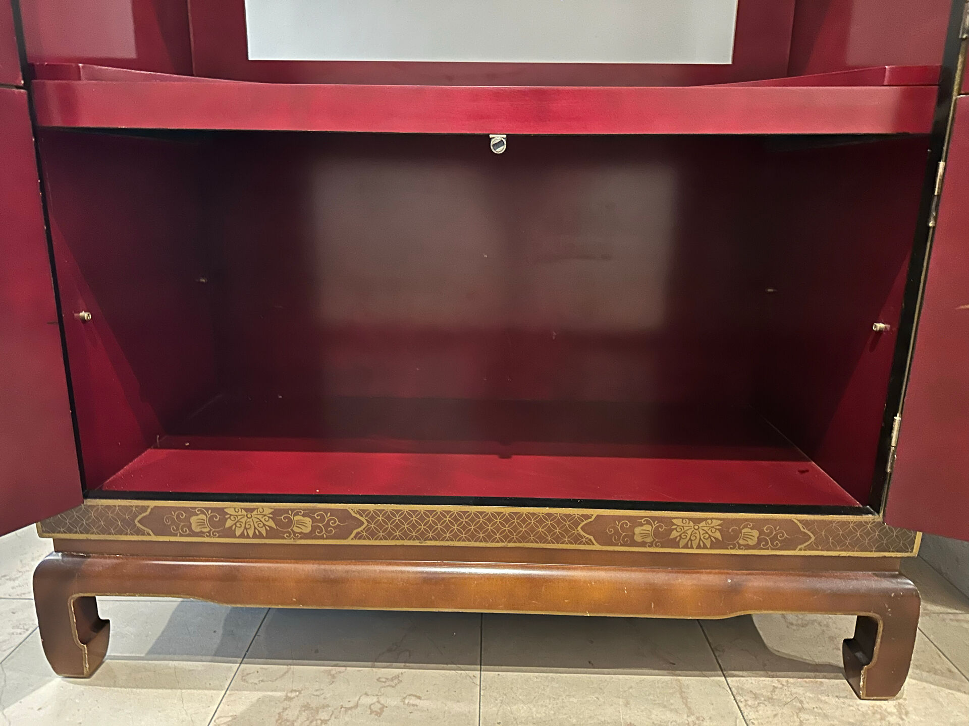 China cabinet