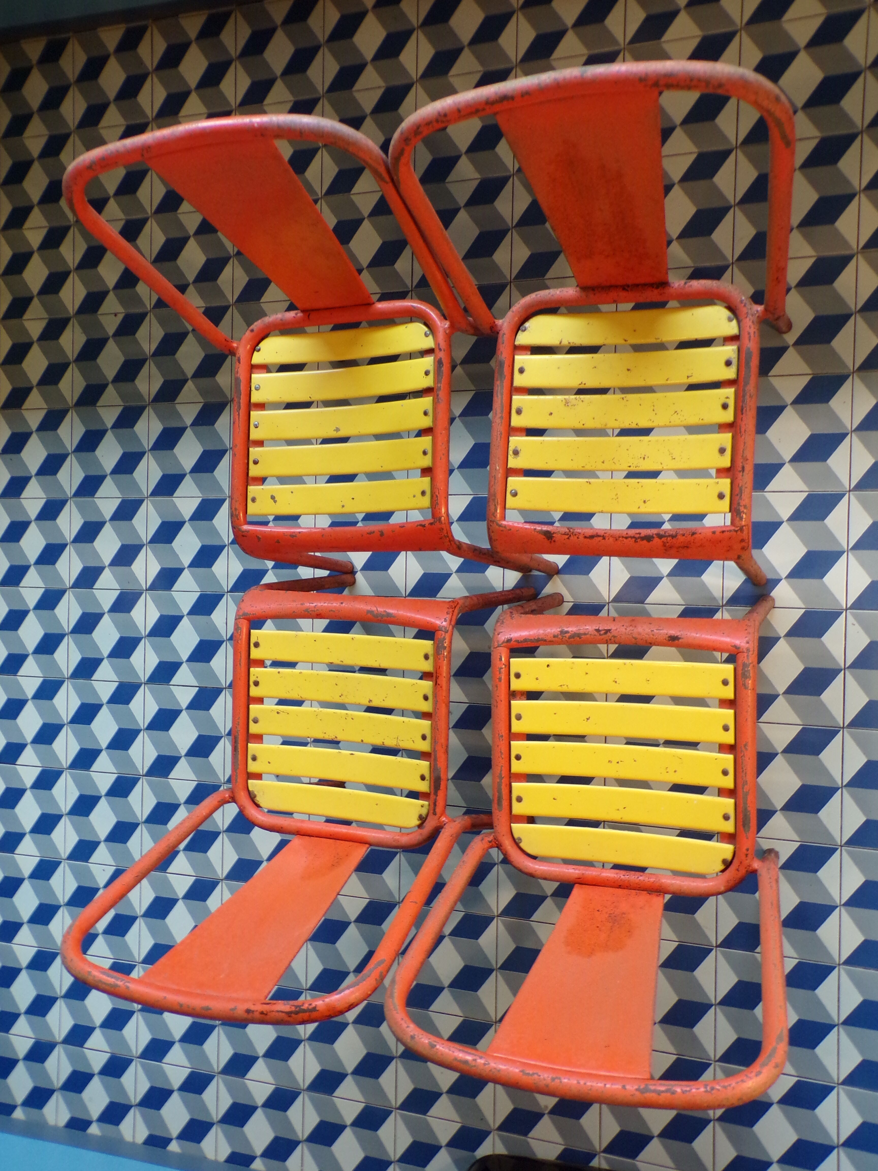 Suite 4 chairs Tolix T4