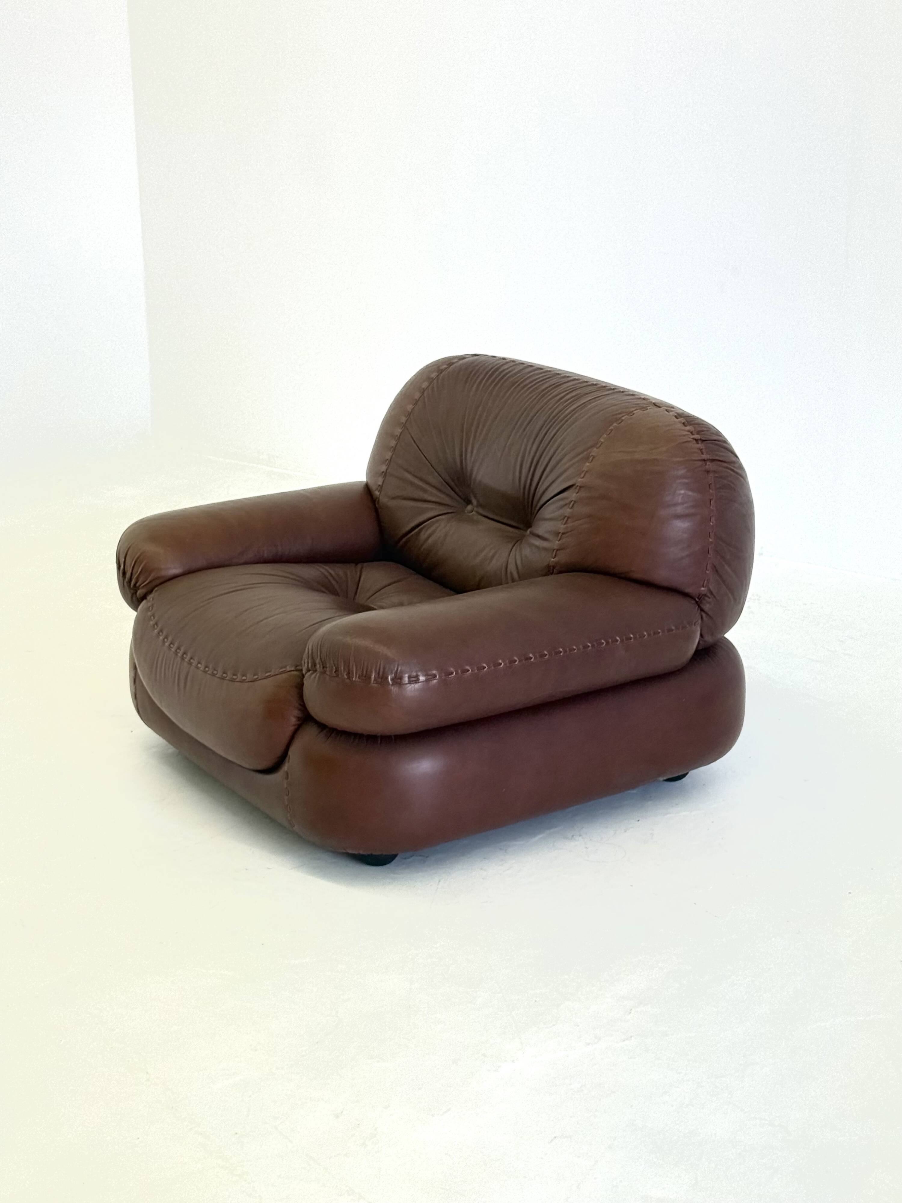 Dark brown leather Sapporo armchair for Mobil Girgi