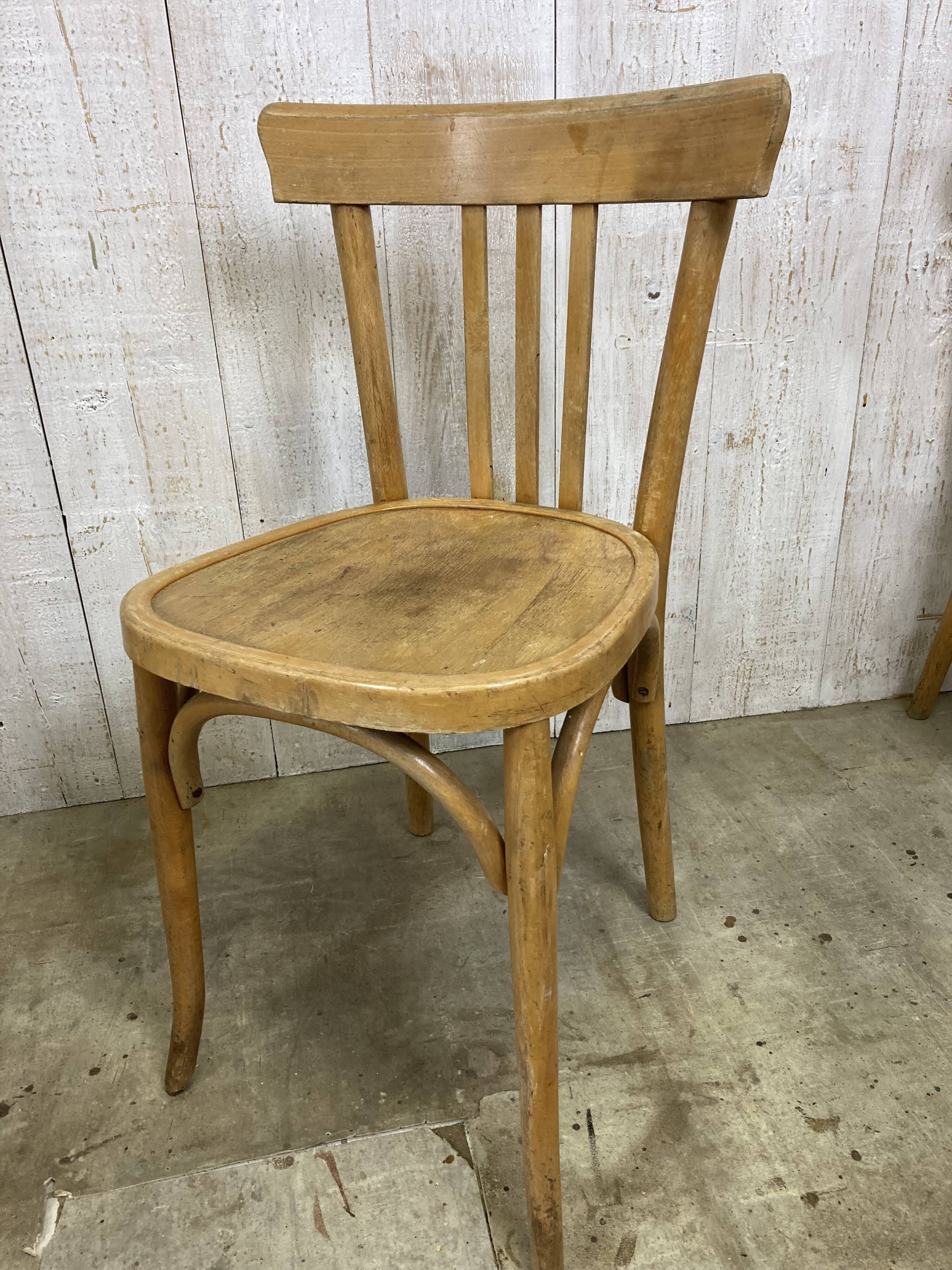 Série de 6 chaises bistrot en bois courbé