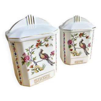 2 pots à épices anciens en porcelaine