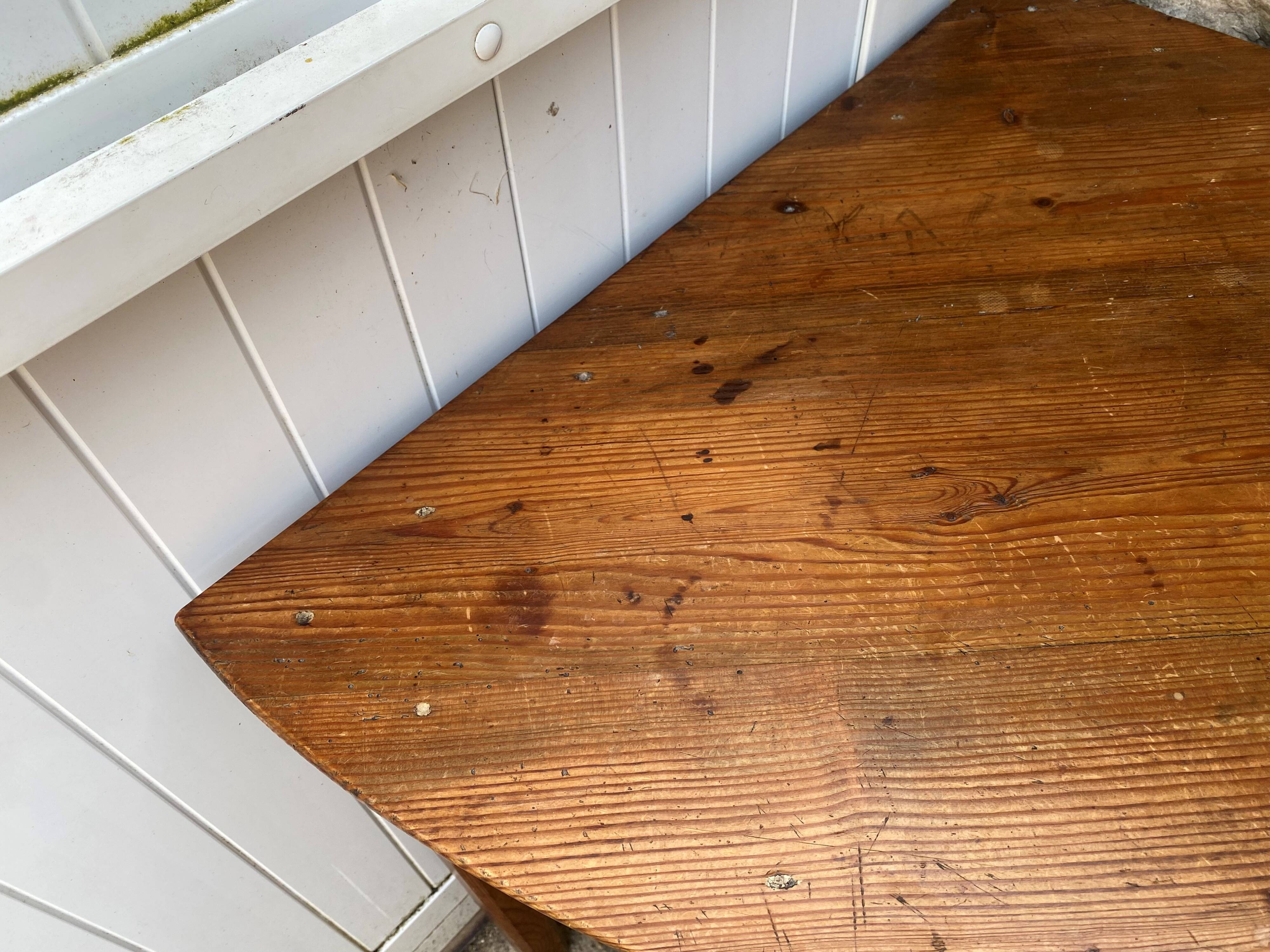 Solid wood corner desk table with 1 drawer