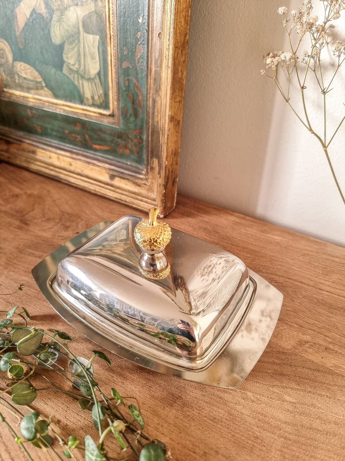 Silver metal butter dish, hazelnut handle