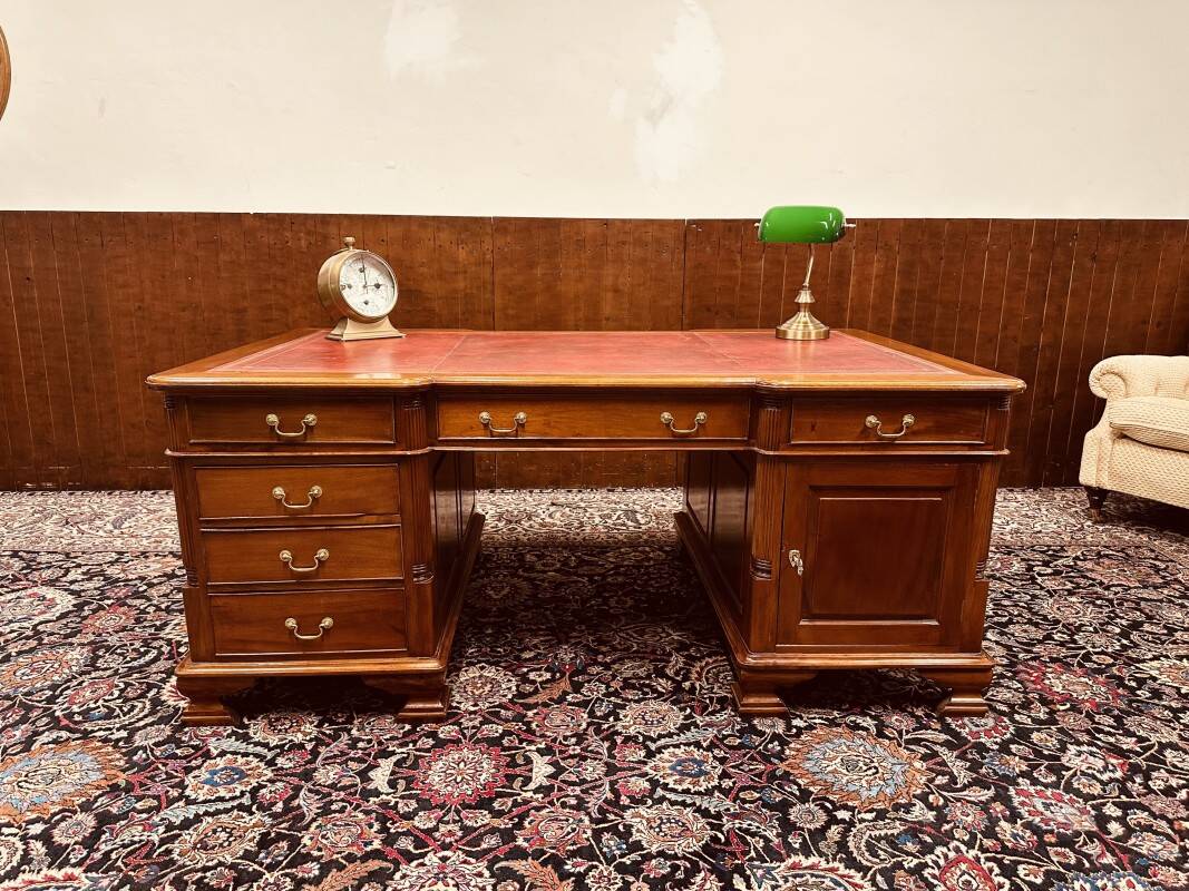 Antique English Desk Partnerdesk