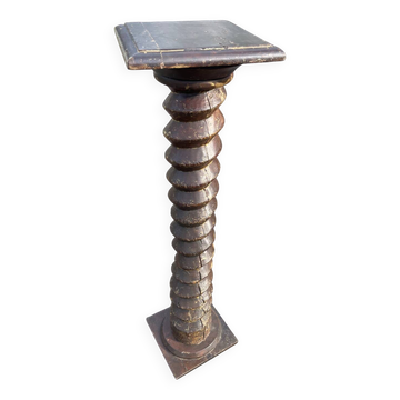 Press screw column