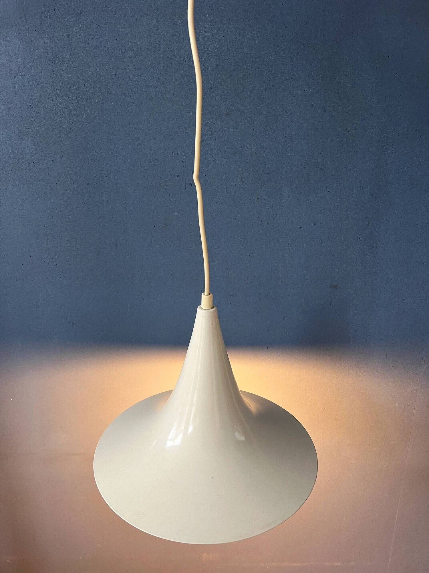 Suspension Space Age white Mid-Century witch hat shaped