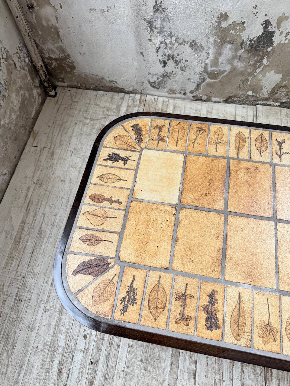 Capron “herbarium” oval coffee table