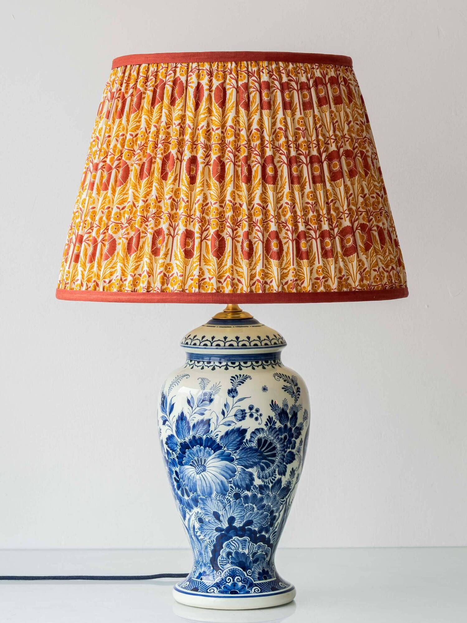 Vintage Table Lamp in Delft Style, Hand-Painted Blue and White, Ram Arnhem, New Shade