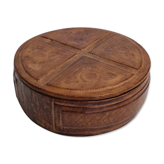 Vintage hammered leather round Touareg box