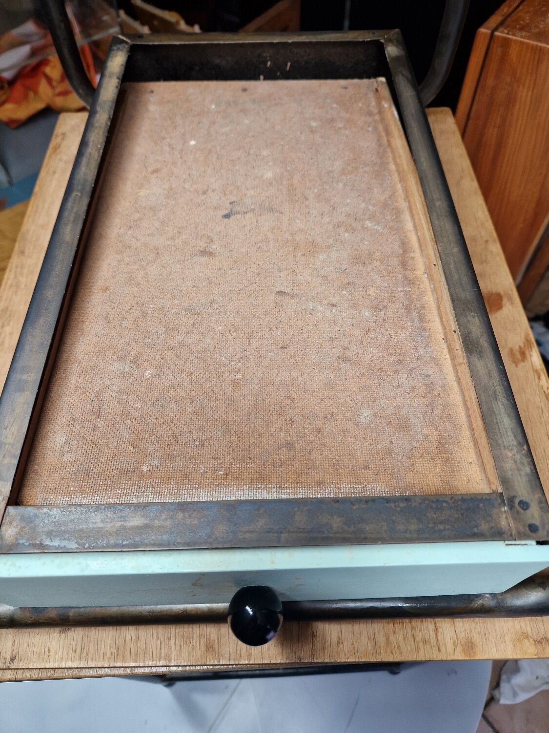 2 vintage bedside tables