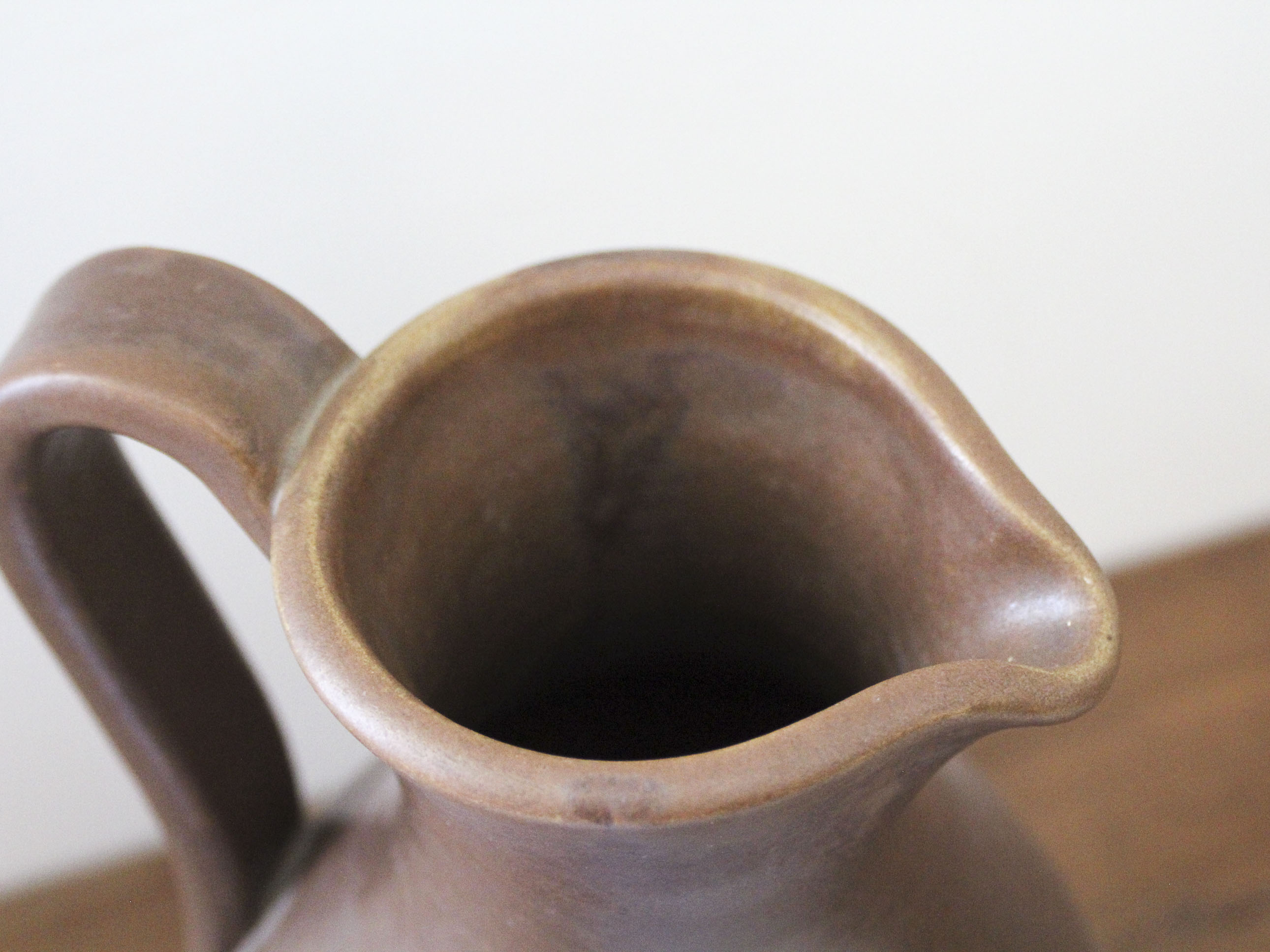 Pitcher in glazed stoneware Ph. Aubert