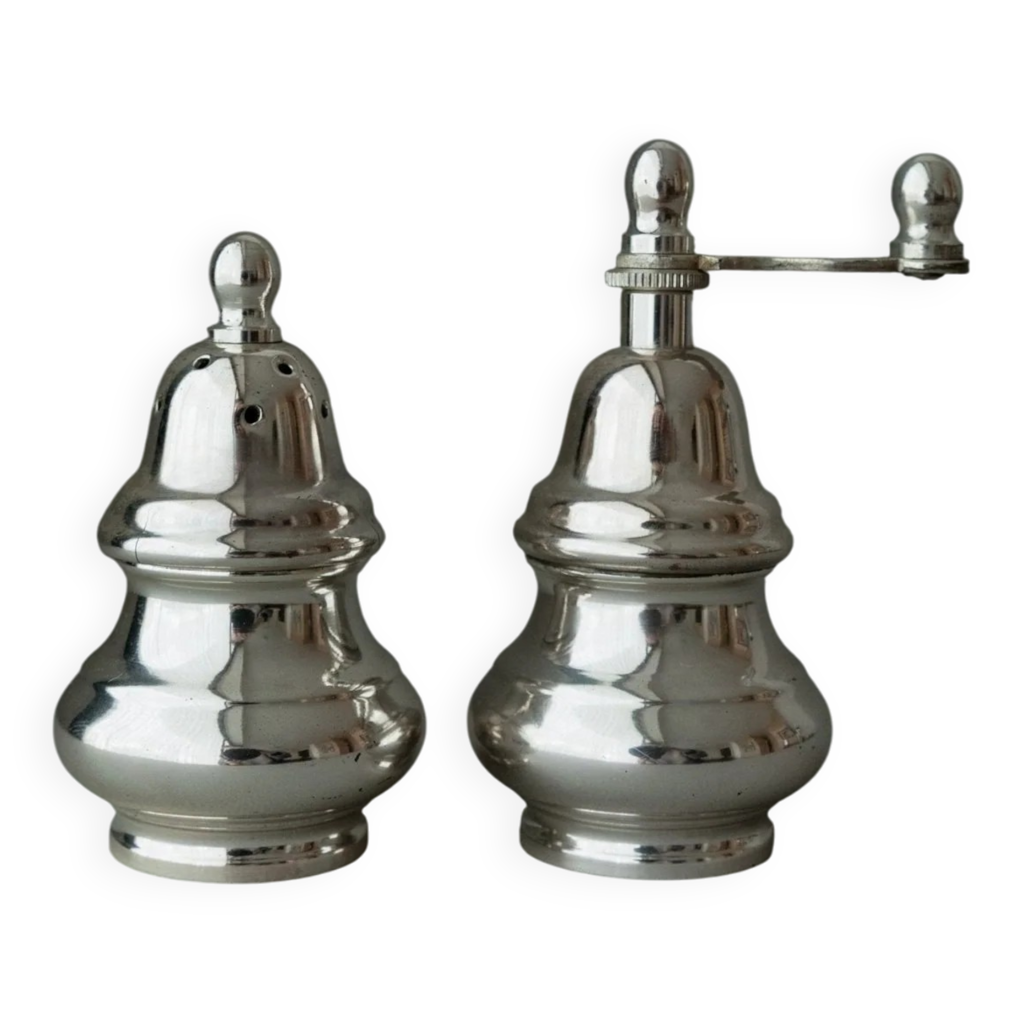 Silver-plated vintage salt shaker and pepper mill set, 1970s Italy, elegant metal table décor