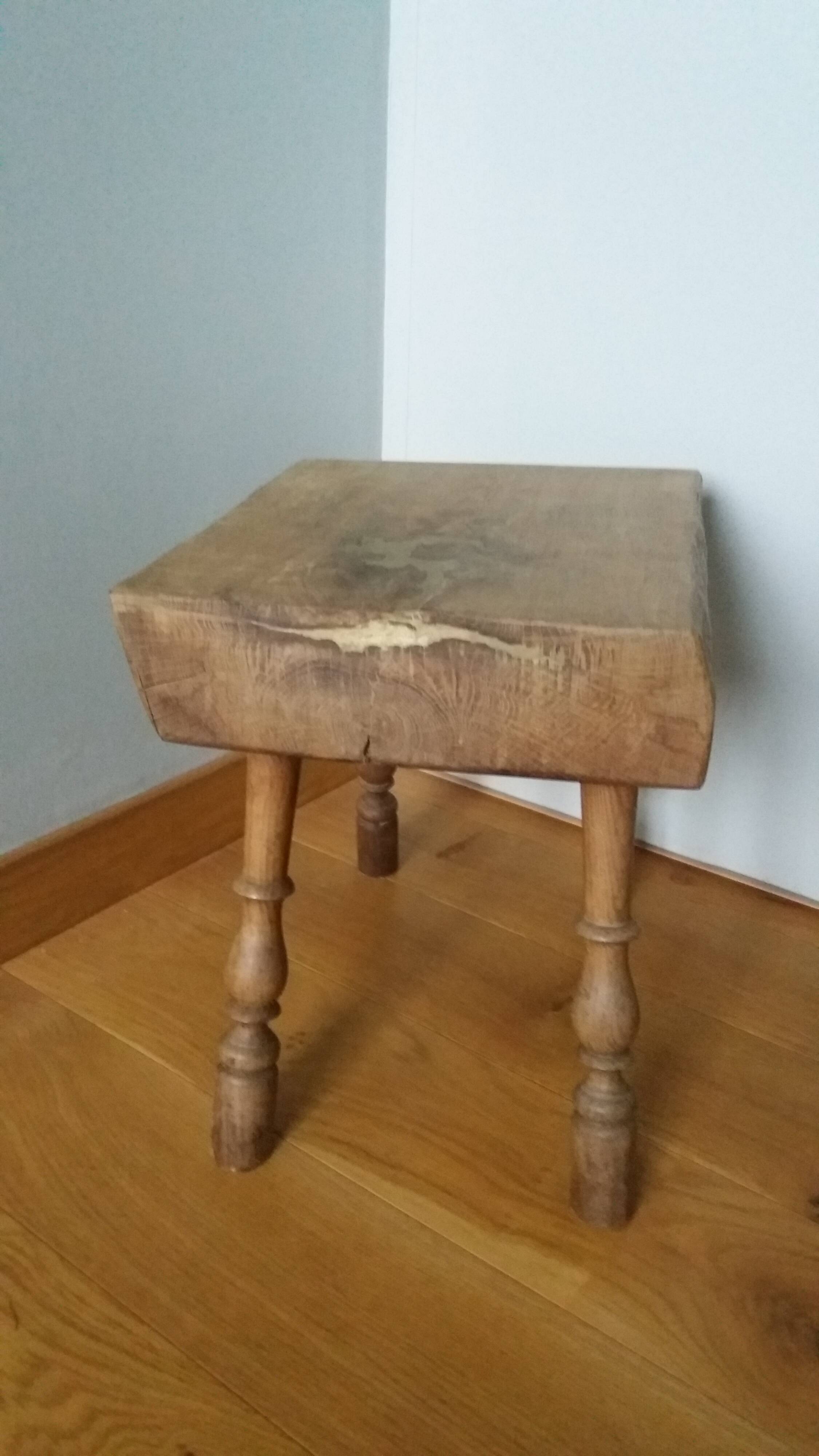 Stool, brutalist side table in solid oak.
