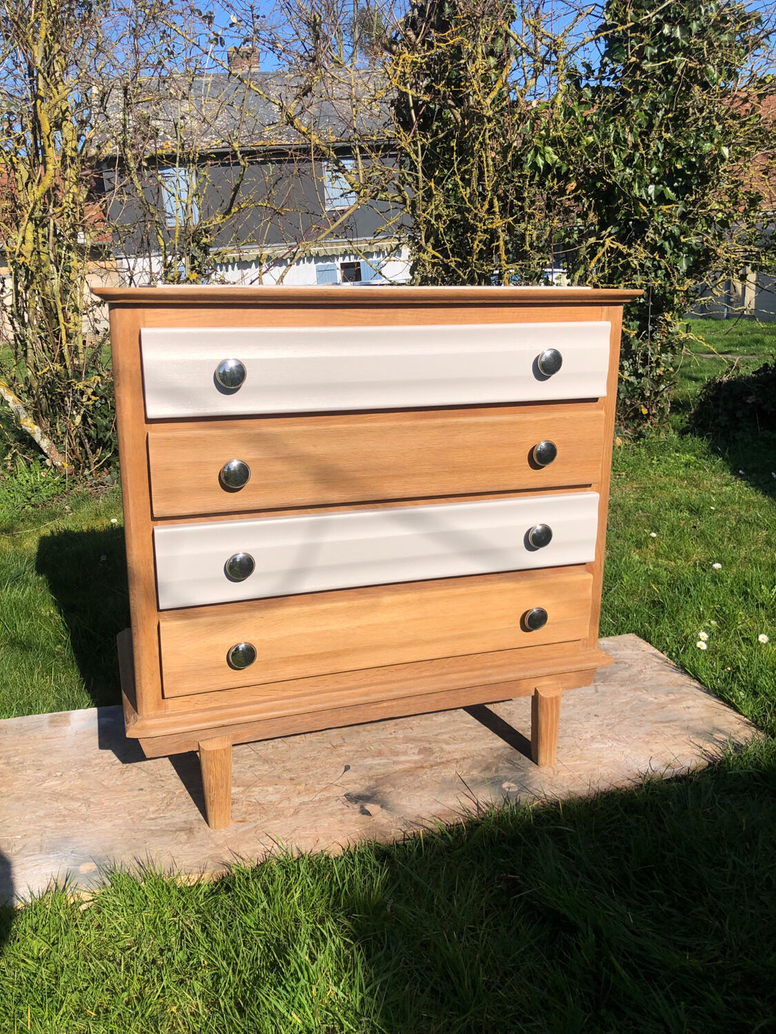 Vintage chest of drawers