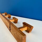Porte manteau en bois style internat