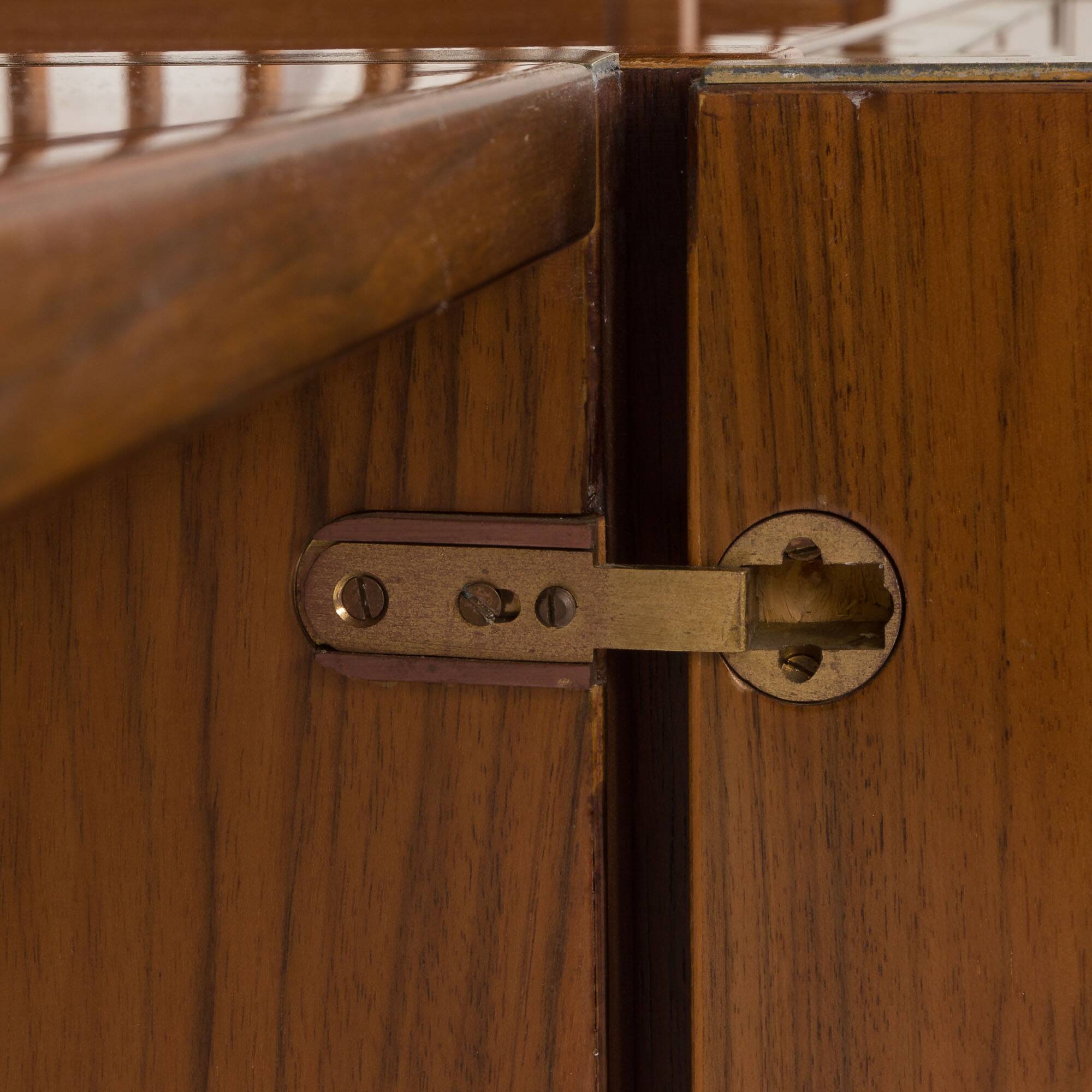 Italian Display Unit or room divider by Gianluigi Gorgoni for Fratelli Turi