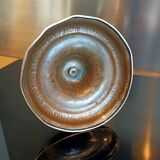 Chiseled candlestick in gilded bronze