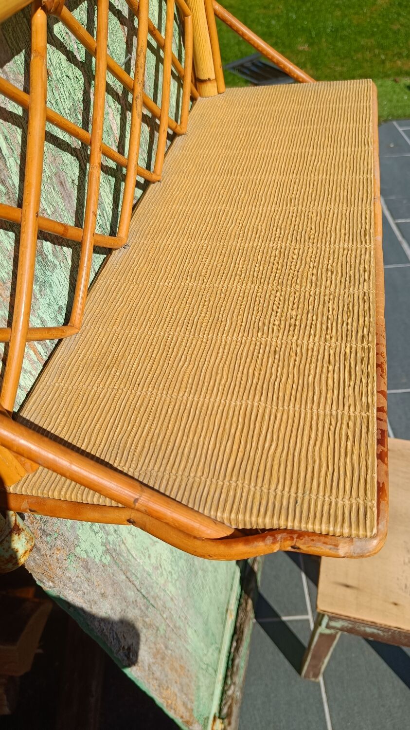 Small vintage wall shelf in bamboo and rattan – 1970s