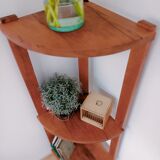 Corner shelf