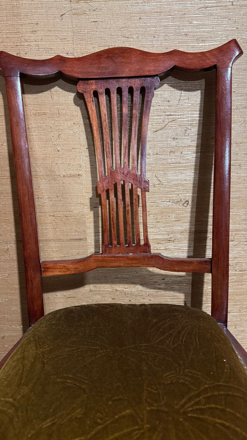 Vintage mahogany Lyre chair
