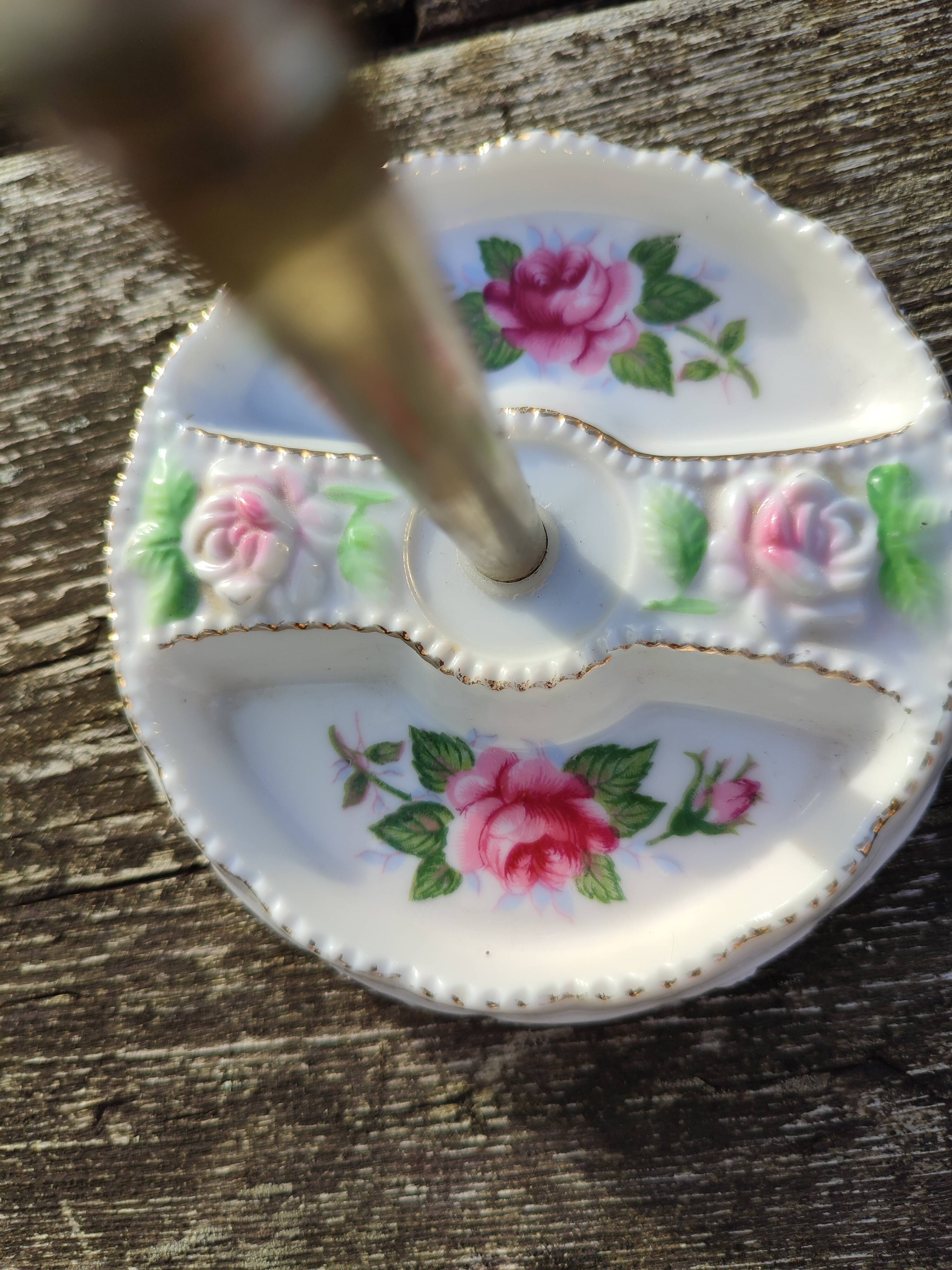 Round mirror on pedestal 18x31cm