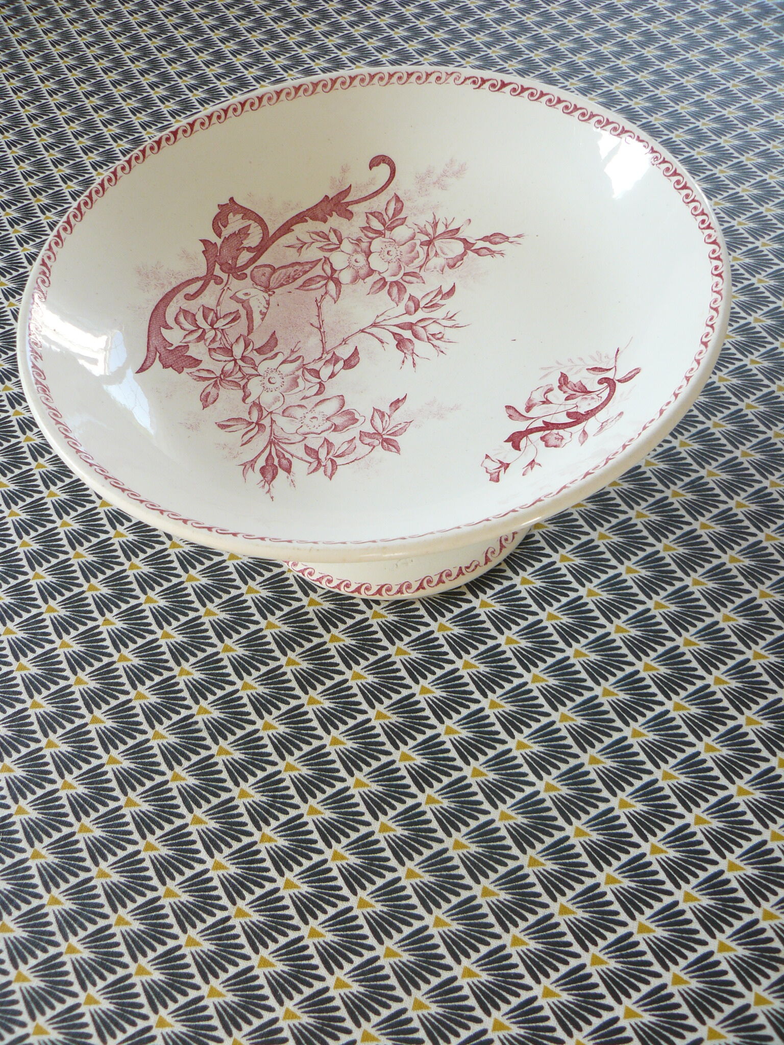 Compotier land of ter Creil and Montereau , model Papillons