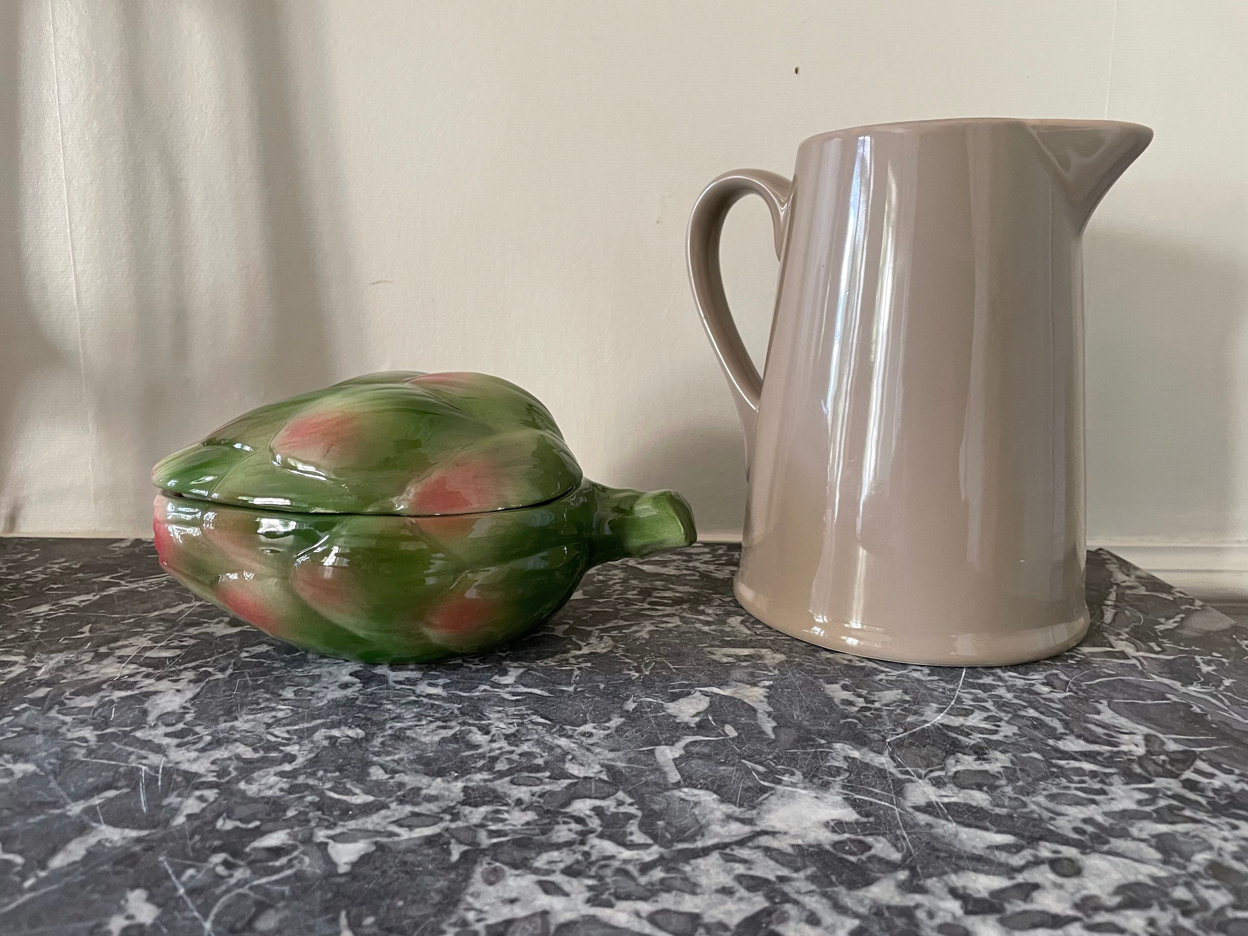 Artichoke-shaped dish