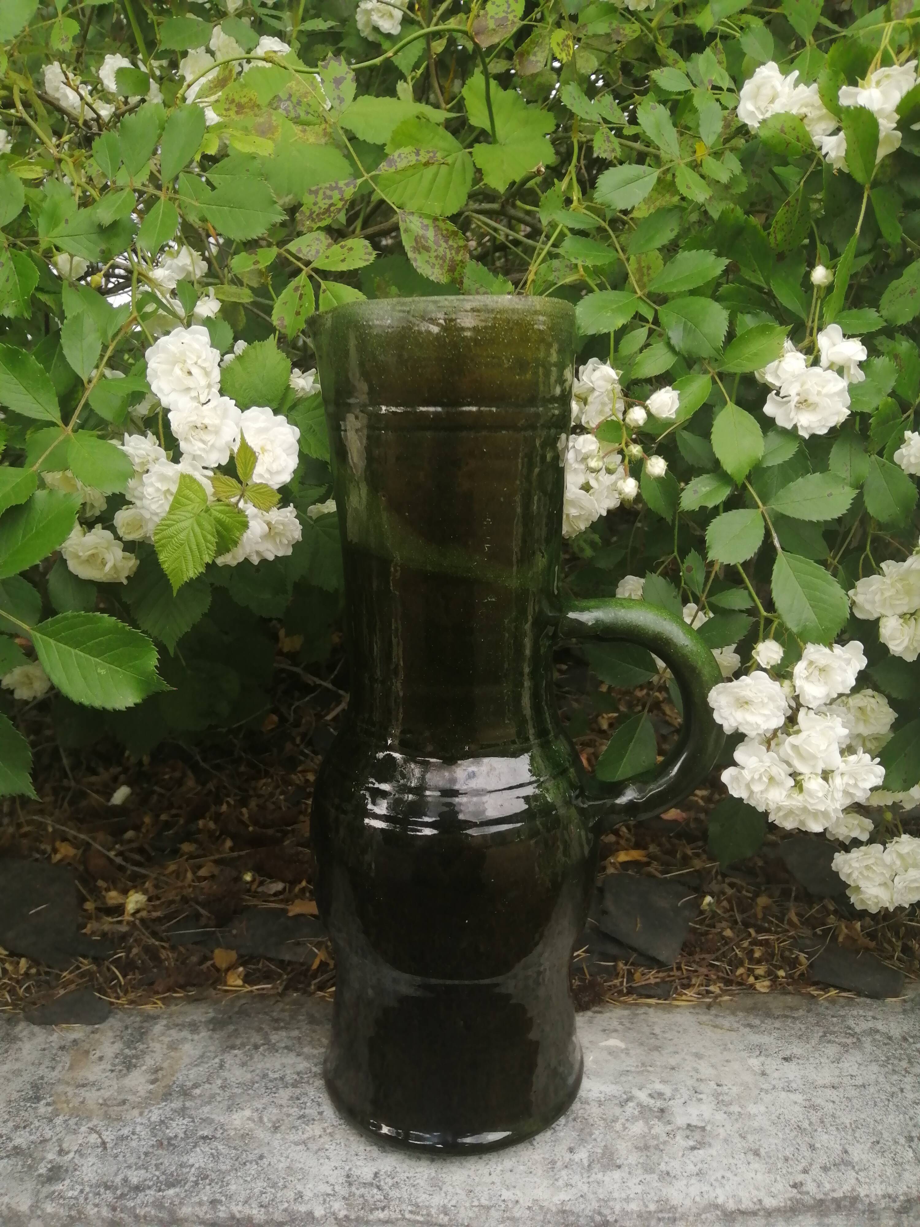 Pichet rustique des années 1950