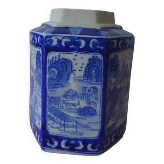 Chinese ceramic pot