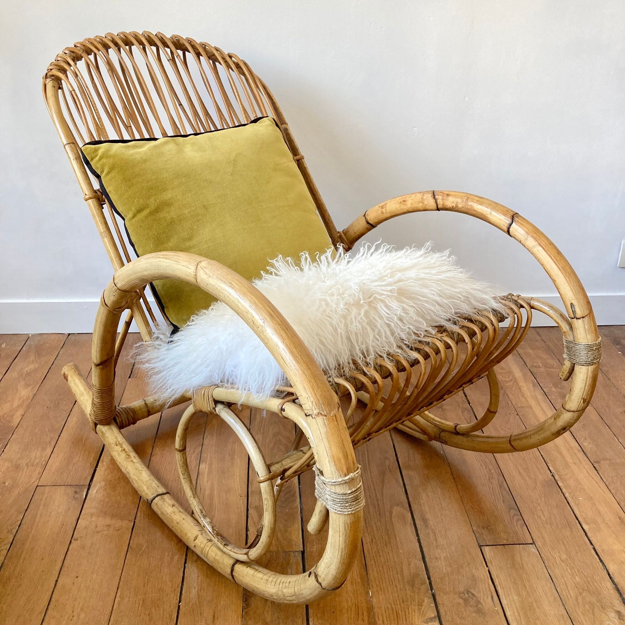 Rocking chair rattan Rohe Noordwolde 60s or rocking chair