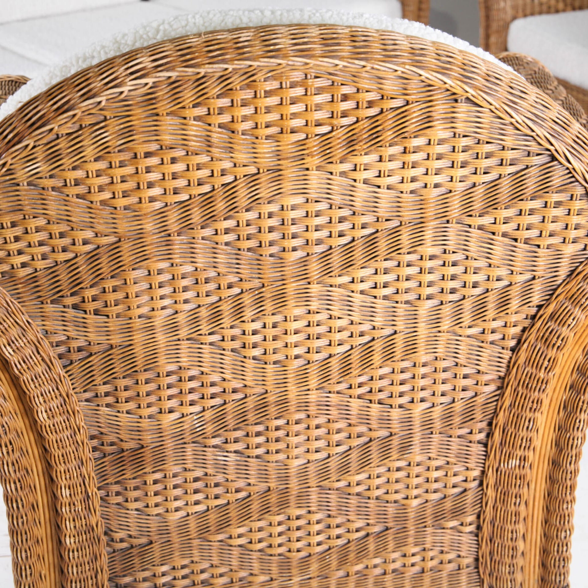 Woven rattan lounge set
