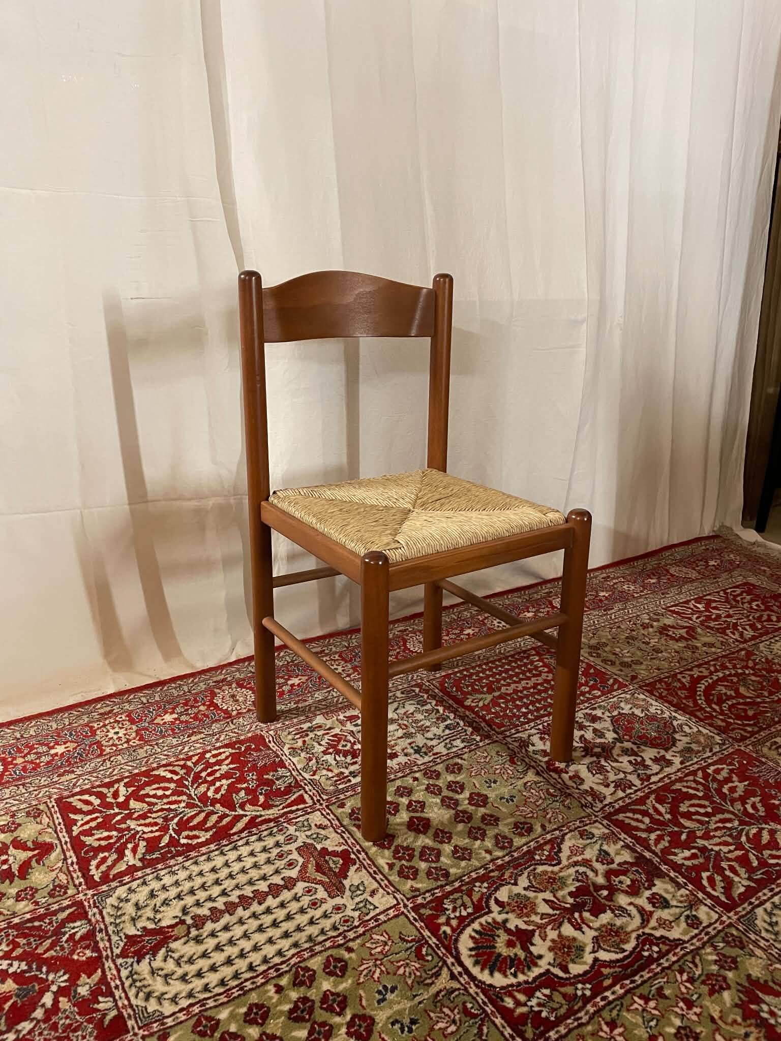 36 chaises vintage en hêtre et paille – Vente par lots – Grande série