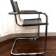 Fauteuil tubulaire de type cantilever