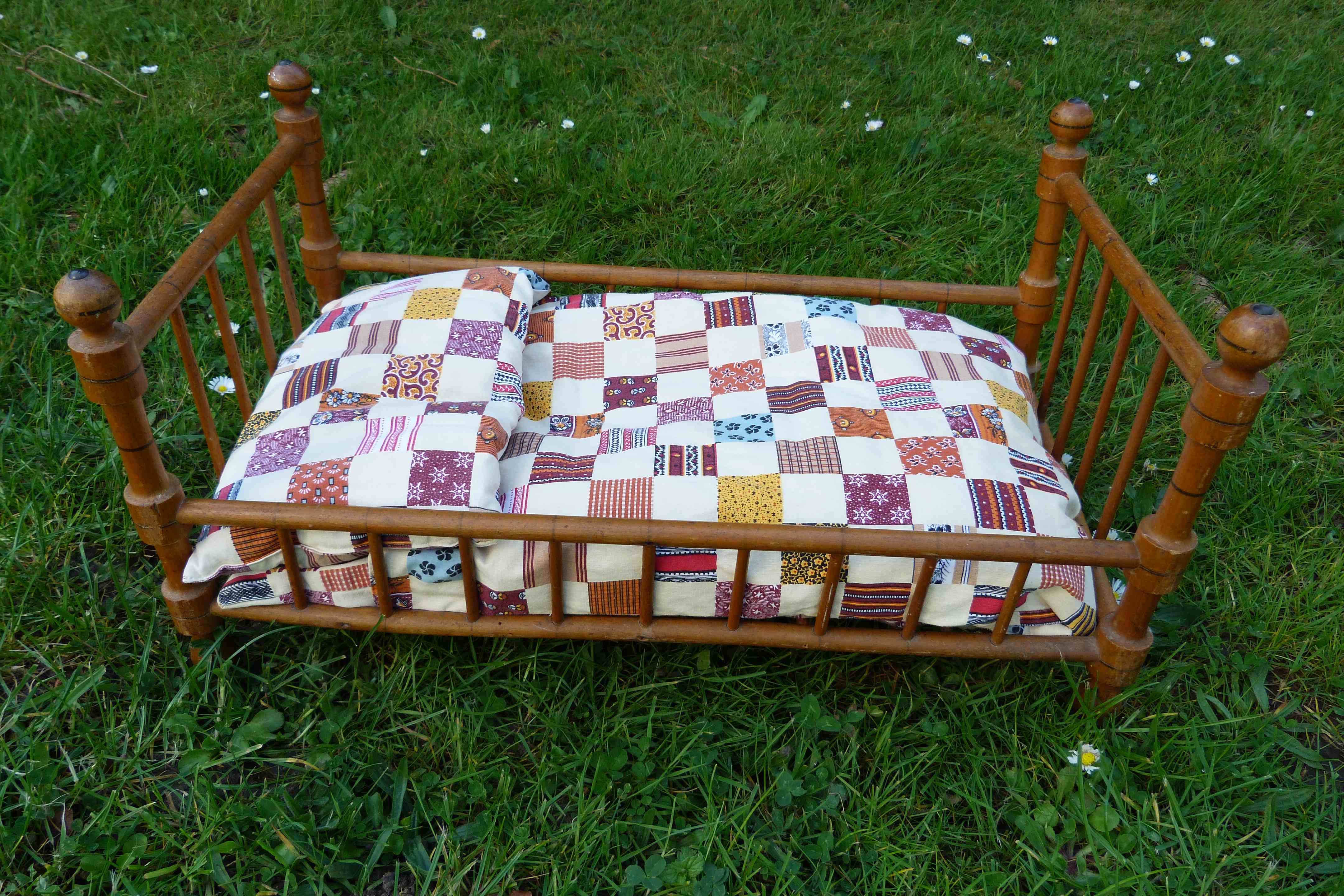Napoleon III style doll bed