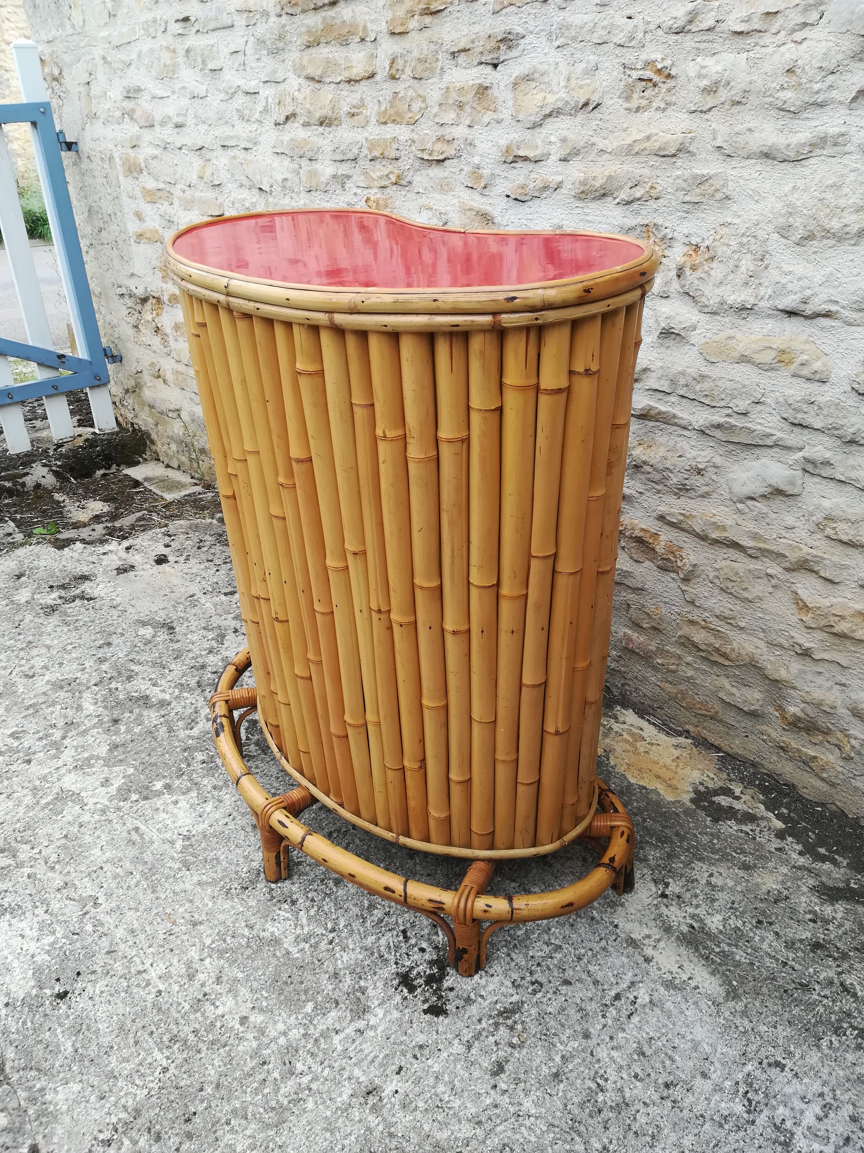 Bamboo tiki bar and two stools