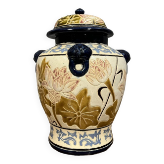 Vintage Asian ginger pot in painted porcelain