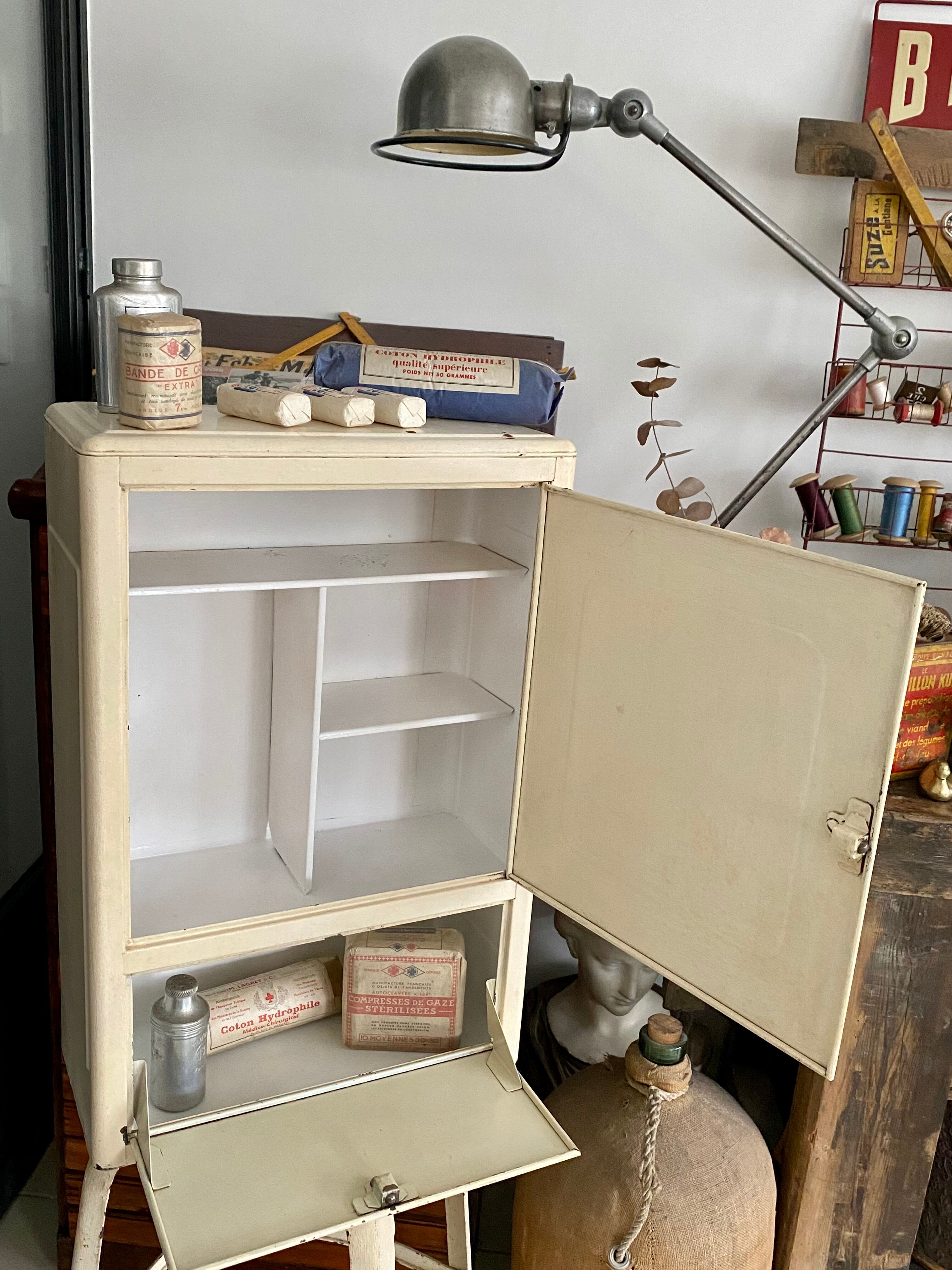 Vintage metal medicine cabinet