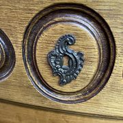 Parisian chest of drawers in solid oak Louis XIV style