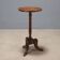Petite table ancienne en noyer et hêtre, Italie, XXe siècle