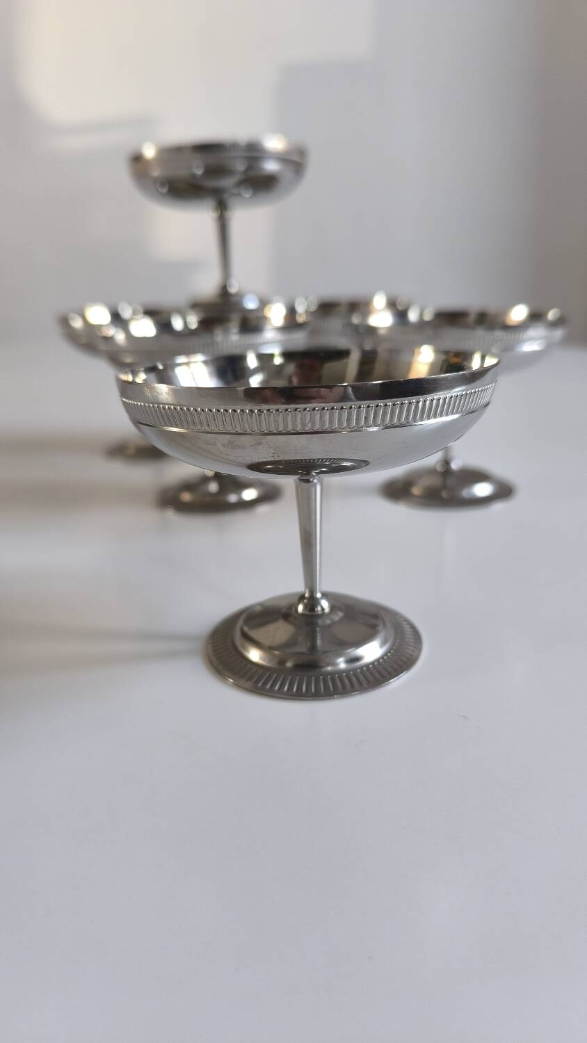 Set de 6 coupes a glace en métal chromé