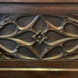 Neo-Gothic chest bench