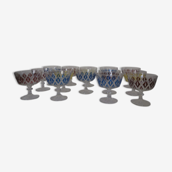 Set of 14 glasses a champagne colored streaked glasses