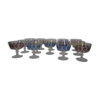 Set of 14 glasses a champagne colored streaked glasses